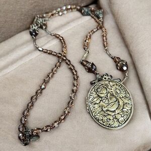 Sweet Romance vintage Beaded Locket